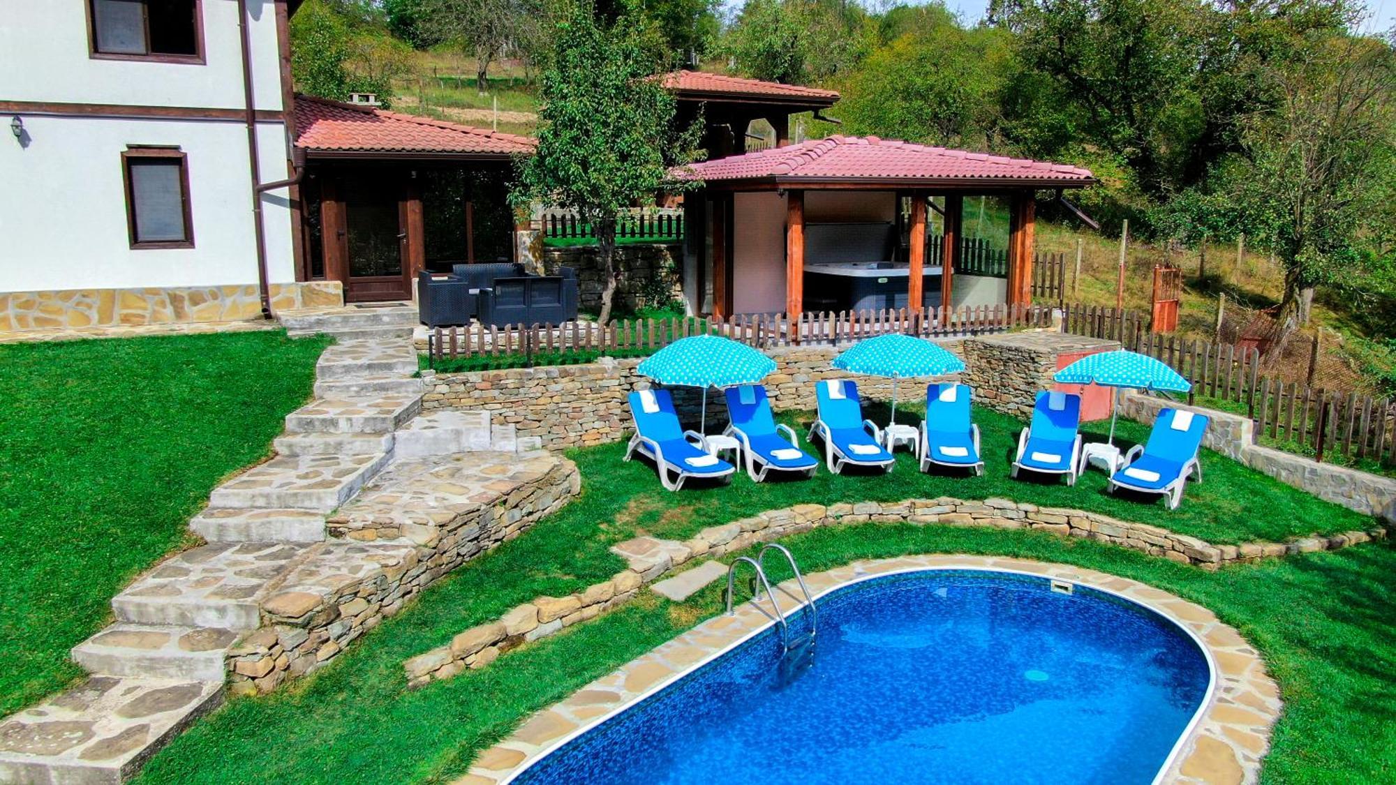 House Maya Triavna Exterior foto